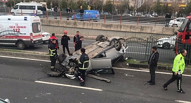 Diyarbakır-Şanlıurfa karayolunda otomobil takla attı