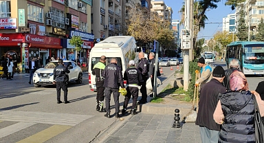 Şanlıurfa'da servis aracına silahlı saldırı: 1 yaralı