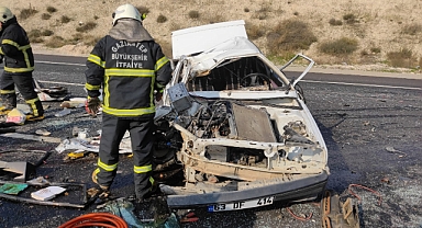 Şanlıurfa-Gaziantep otoyolunda feci kaza: 1 ölü, 2 ağır yaralı