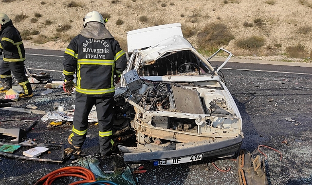 Şanlıurfa-Gaziantep otoyolunda feci kaza: 1 ölü, 2 ağır yaralı