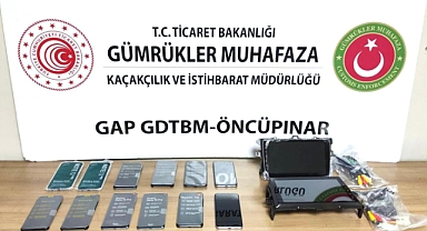 Sınır Kapısında kaçak cep telefonu yakalandı
