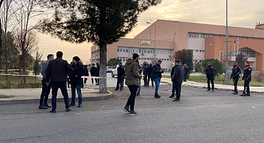 Üniversite personeline araçtan ateş açıldı: 1 yaralı