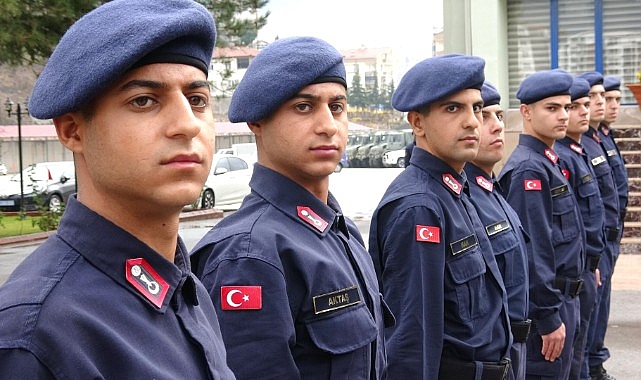 Urfalı ikizler, vatani görevlerini beraber yapıyorlar