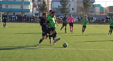 Akçakale Belediyespor – Bozova Belediyespor berabere kaldı