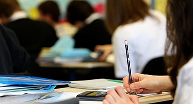 Bakan Özer: "Okullaşma oranlarını yüzde 99'un üzerine çıkarmayı hedefliyoruz”