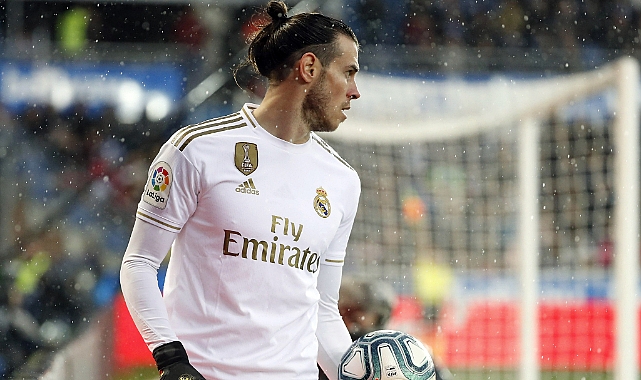 Bale futbolu bıraktığını açıkladı