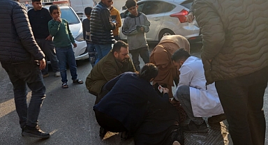 Birecik'te minibüsün çarptığı kadın ağır yaralandı