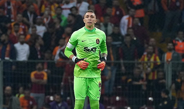 Fenerbahçe derbilerinin en deneyimlisi Muslera
