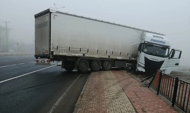 Gizli buzlanma 4 farklı kazaya neden oldu: 2 yaralı