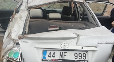 Göreve giden polisler kaza yaptı: 5 polis yaralı