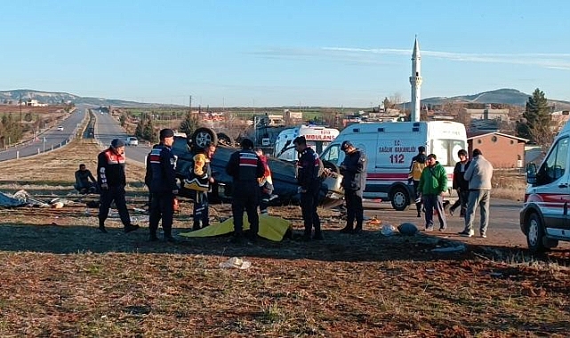 Öğrenci servisi ile bir araç çarpıştı! 1 ölü, 12 yaralı