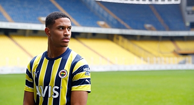 Oosterwolde: "Taraftarlarla statta buluşmayı dört gözle bekliyorum"