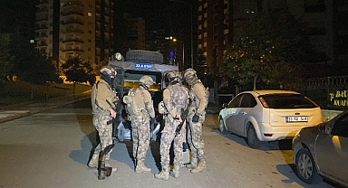 Örgüt üyelerine para transfer eden 2 şüpheli gözaltına alındı