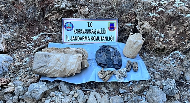 PKK’lı teröristlere ait yaşam malzemesi ele geçirildi