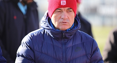 Rıza Çalımbay: “Uğur Çiftçi için Galatasaray ile görüşme oldu”