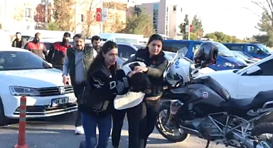 Şanlıurfa'da erkek arkadaşını bıçakla öldüren kadın tutuklandı