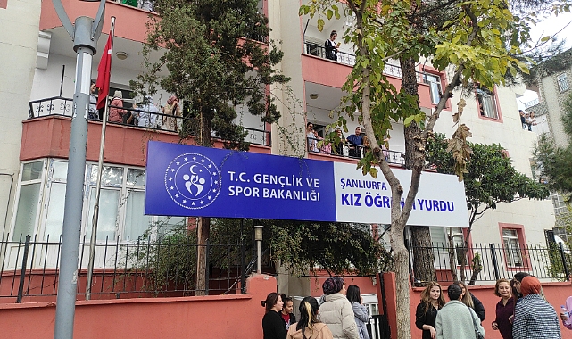 Şanlıurfa'da yurtta nakil iddiası kız öğrencileri sokağa döktü