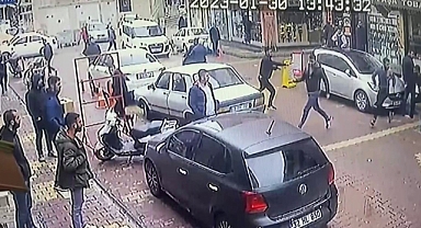 Silahlı ve bıçaklı kavga anları kameralara yansıdı