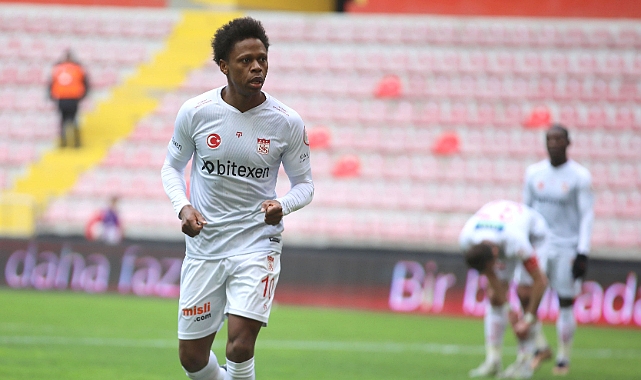 Sivasspor’da Clinton N’Jie şoku!