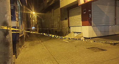 Sokak ortasında motosikletli şahsın silahlı saldırısına uğradı