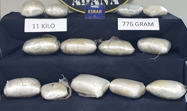 Tamponda uyuşturucu saklayan 2 şüpheli tutuklandı