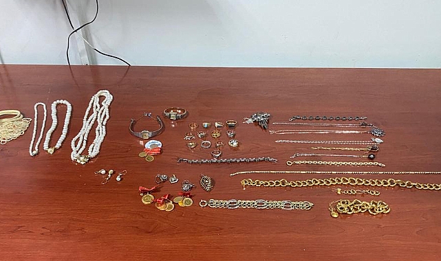 Yaşlı kadını 2 milyon TL dolandıran 3 şahıs yakalandı