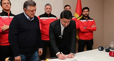 Yılmaz Vural, resmen Yeni Malatyaspor’da