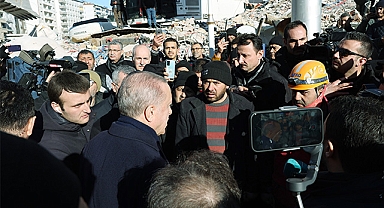 Cumhurbaşkanı Erdoğan Pazarcık'ta incelemelerde bulundu