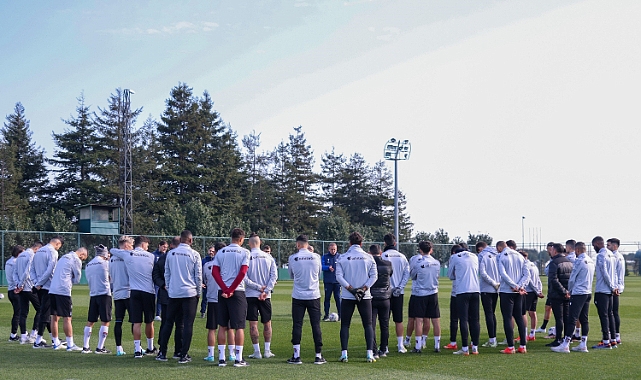 Deplasman fobisi Trabzonspor'u uzaklaştırdı
