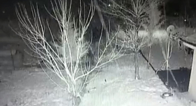 Deprem anına ait yeni görüntüler