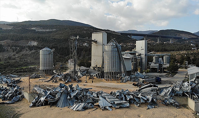 Deprem dev siloları yerle bir etti