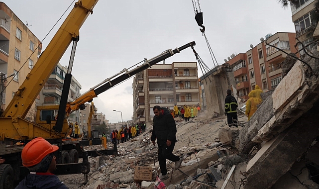 Depremde 17 bin 134 vatandaş hayatını kaybetti