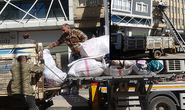 Depremzedeler eşyalarını kurtarmanın derdinde