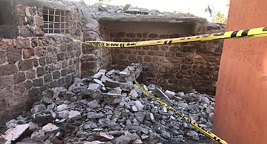 İşçilerin üstüne cami lojmanı çöktü: 1 ölü, 1 yaralı