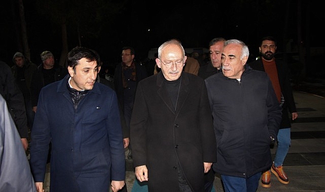 Kılıçdaroğlu Şanlıurfa’da enkaz bölgelerini inceledi
