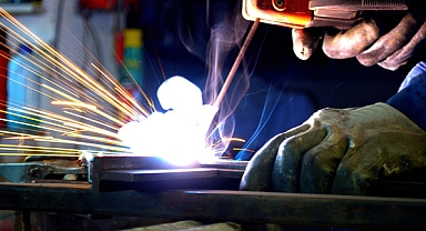 Sanayi üretimi yıllık yüzde 0,2 azaldı