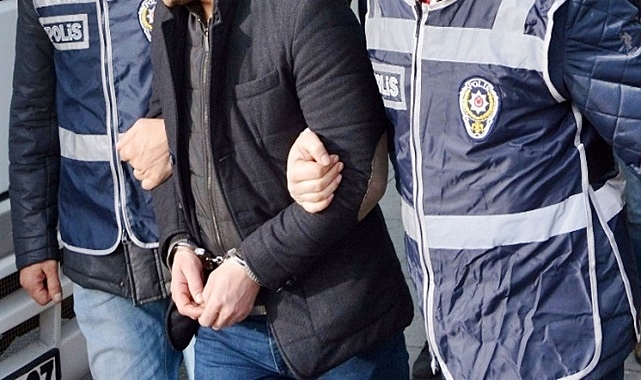 Şanlıurfa'da yıkılan binalara ilişkin 8 gözaltı
