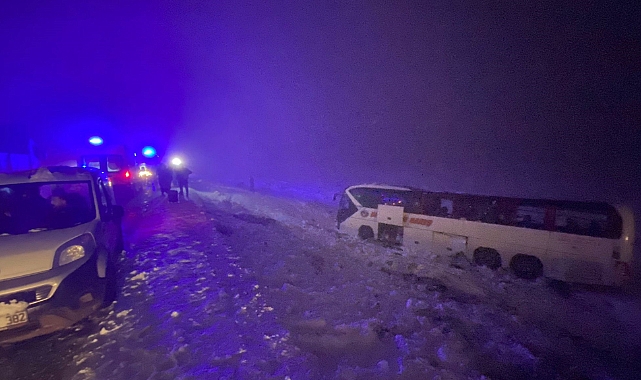 Şanlıurfa karayolunda yolcu otobüsü devrildi! 30 yaralı