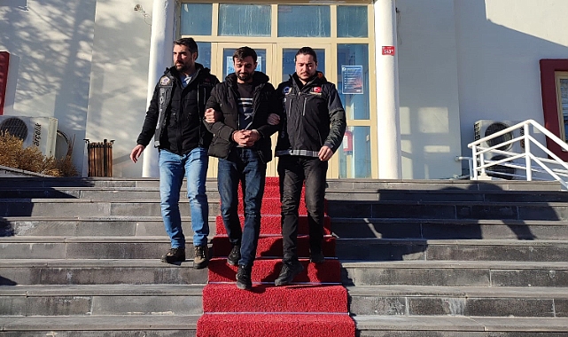 Uyuşturucuyla yakalanan 3 şüpheliden 1’i tutuklandı