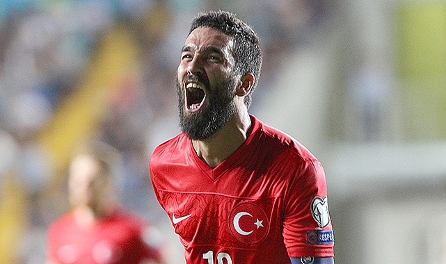Arda Turan, Türkiye-Hırvatistan maçı öncesi ödüllendirilecek
