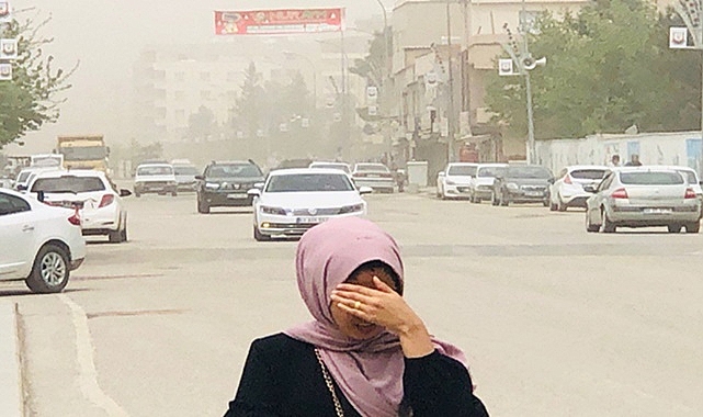 Ceylanpınar’da Toz bulutu etkili oldu