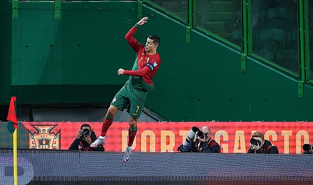 Cristiano Ronaldo'dan yeni dünya rekoru
