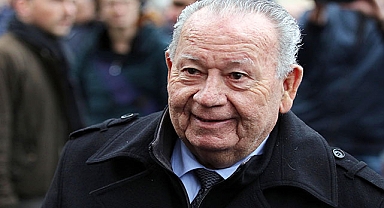 Dünya Kupası'nın rekortmeni Just Fontaine, yaşamını yitirdi