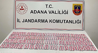 Durdurulan araçta çok sayıda uyuşturucu hap ele geçirildi