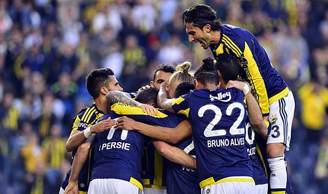 Fenerbahçe'nin, kamp kadrosu belli oldu