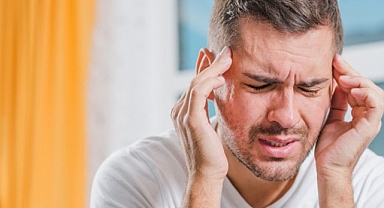 “Geçmeyen baş ağrısı beyin tümörü olabilir”