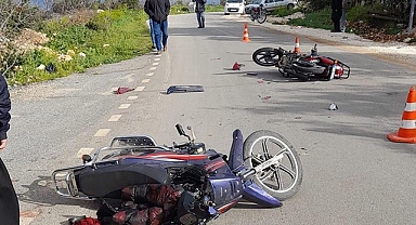 İki motosiklet kafa kafaya çarpıştı: 3 yaralı