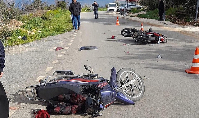 İki motosiklet kafa kafaya çarpıştı: 3 yaralı