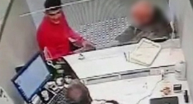 Mersin'de dolandırıcılık yapan 3 şüpheli gözaltına alındı