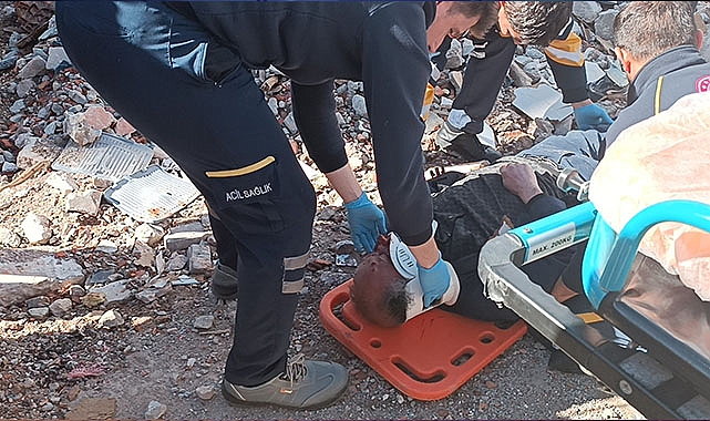 Minibüsün çarptığı kişi ağır yaralandı